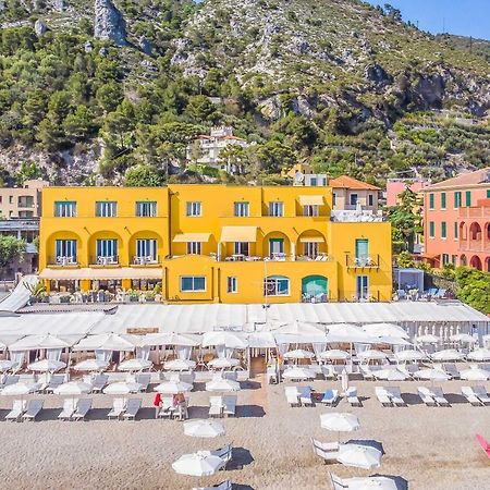 Hotel Albatros Varigotti Εξωτερικό φωτογραφία