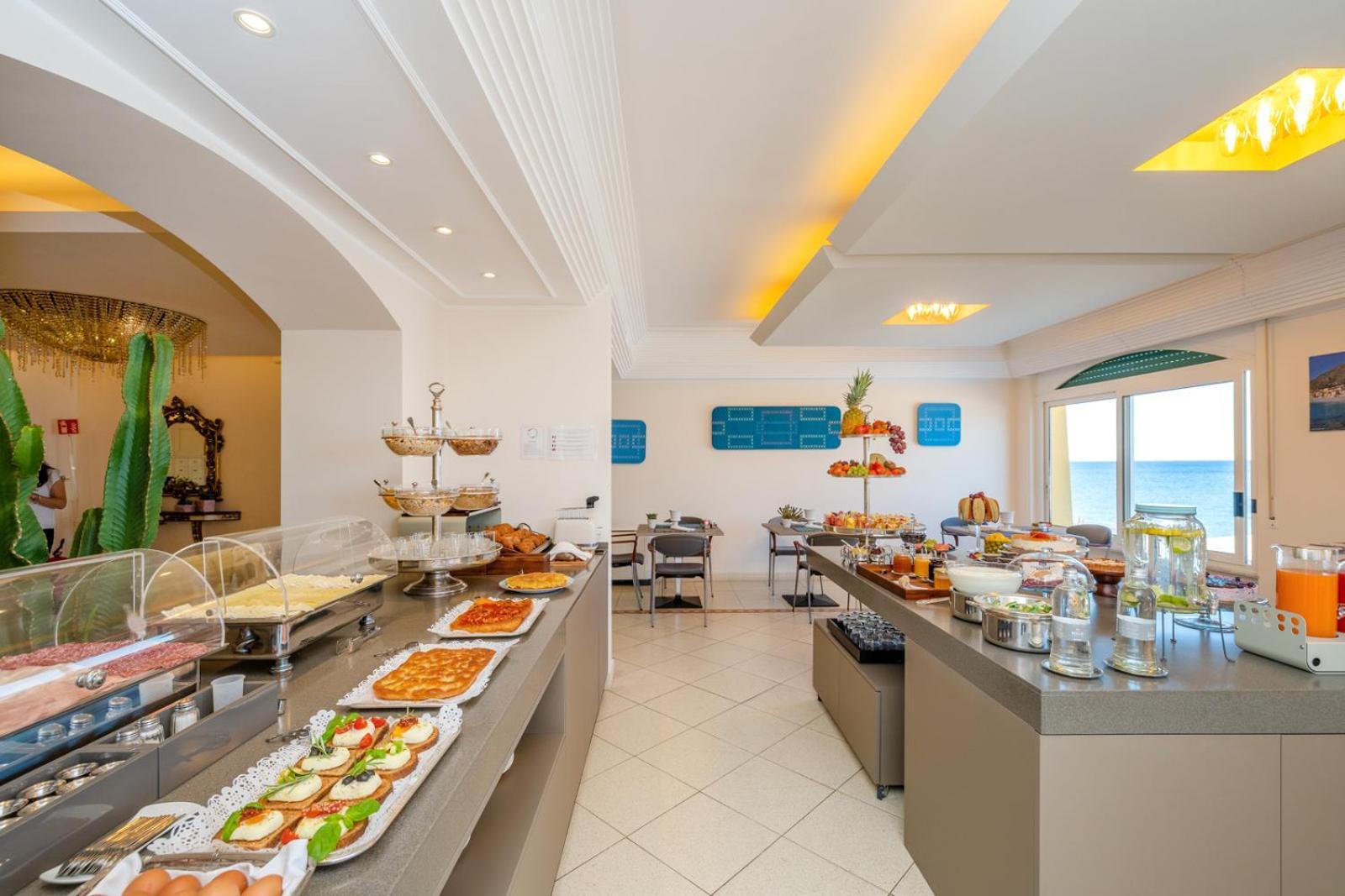 Hotel Albatros Varigotti Εξωτερικό φωτογραφία